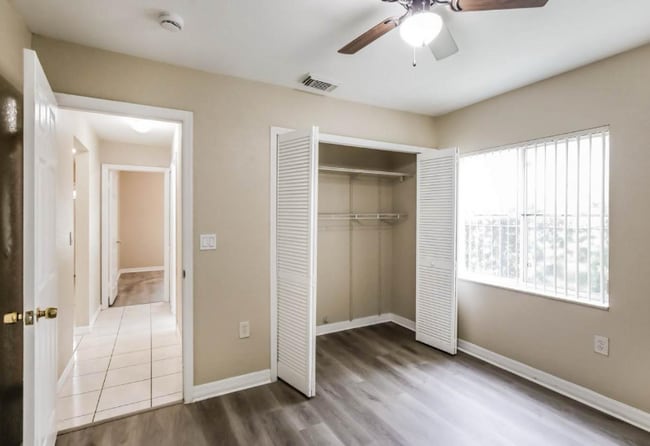 Foto del edificio - 211 NW 187th Ave