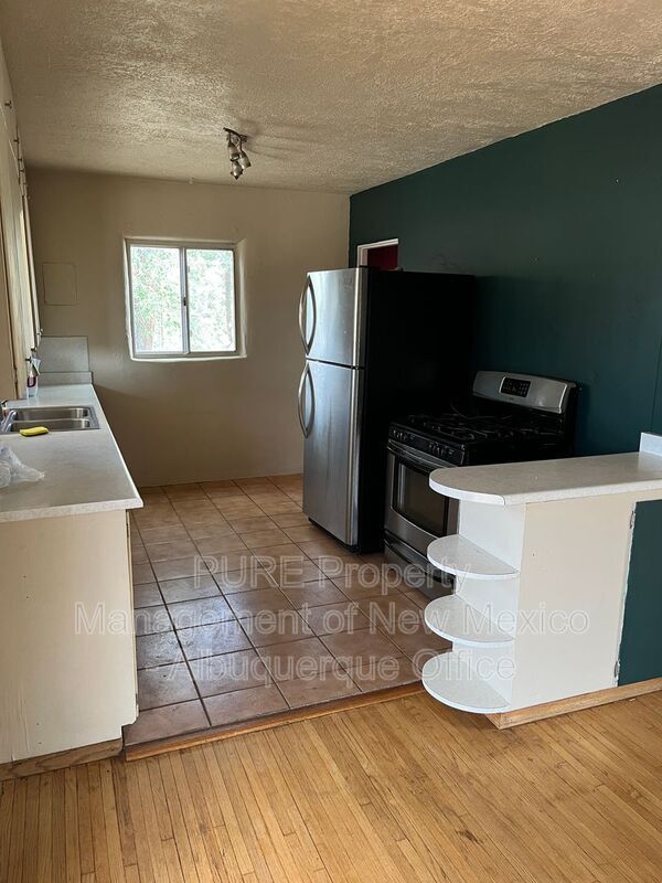 Building Photo - 4807 Idlewilde Ln SE