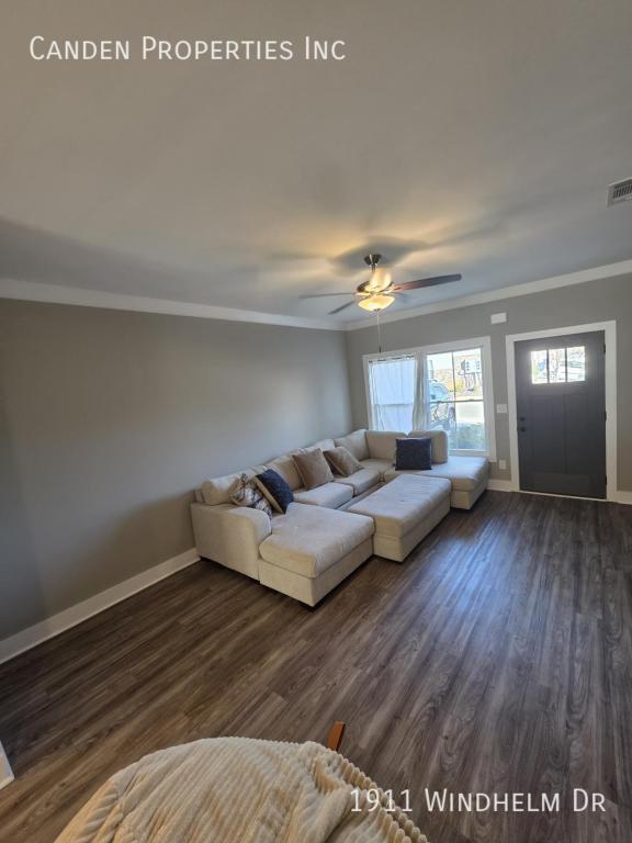 Foto del edificio - 1911 Windhelm Dr