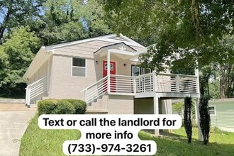 Building Photo - 2121 Nichols Ln