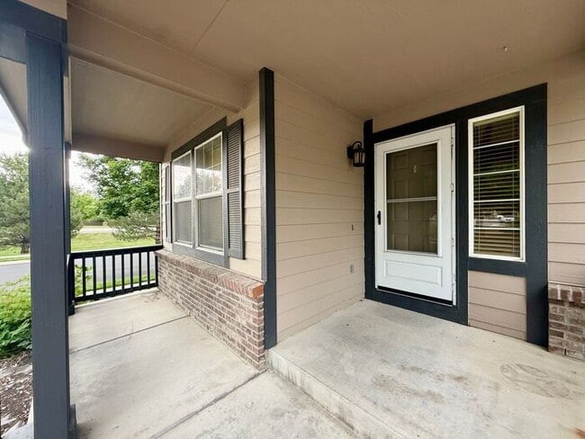 Building Photo - Stunning 4 bedroom/ 2.5 bath home with 2 car Attached Garage in Fort Collins, Colorado