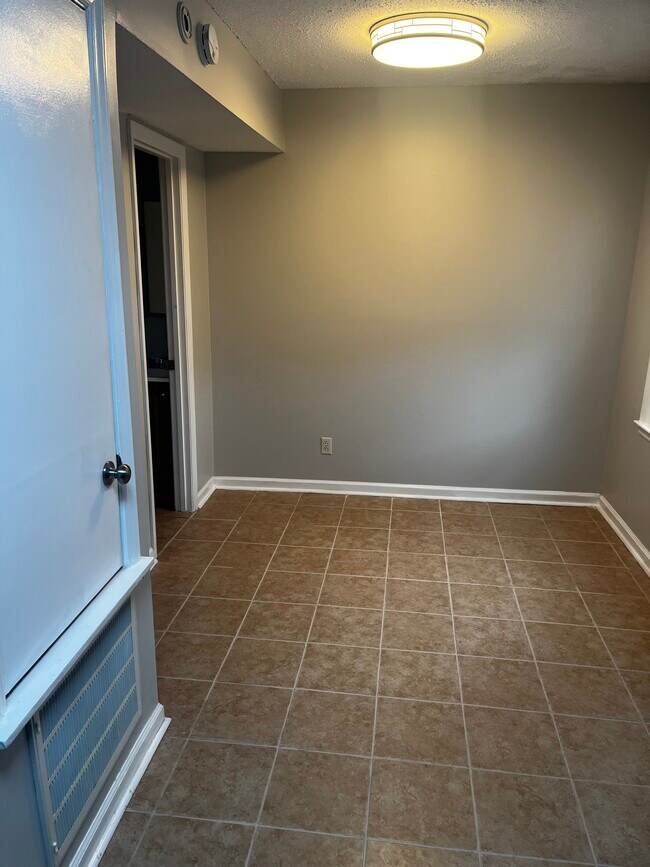 2224 Yorkhills Dr Unit 2224 Yorkhills, Charlotte, NC 28217 Condo for