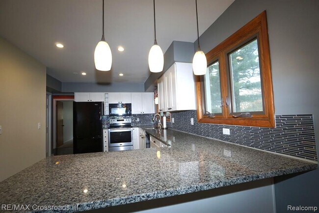 Foto del edificio - 45250 Venetian Ave