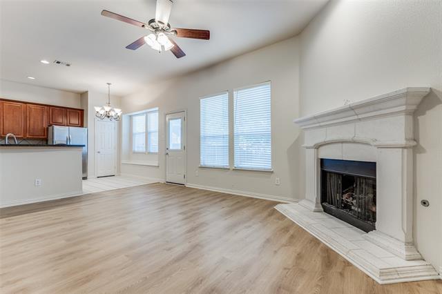 Foto del edificio - 2008 Webb Dr