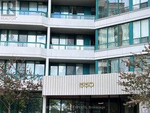 Building Photo - 550 Webb Dr