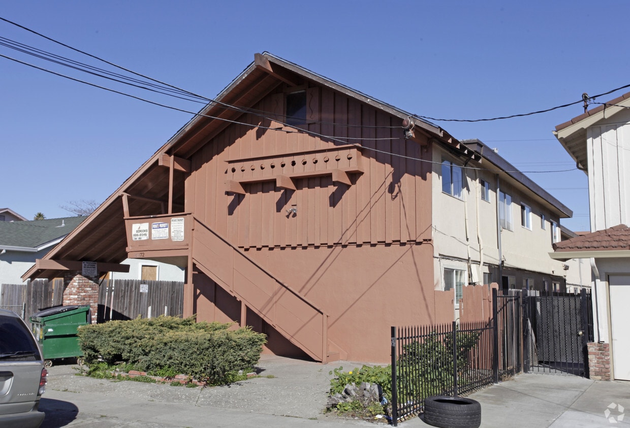 Building Photo - 25172 Muir St