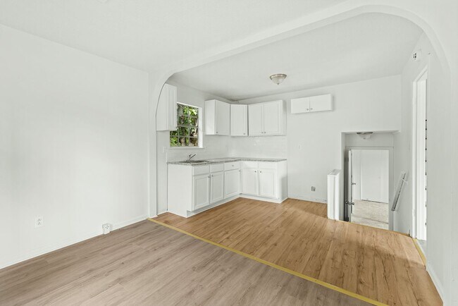 Foto del edificio - Spacious beautiful 4-bedroom 2.5 bath home