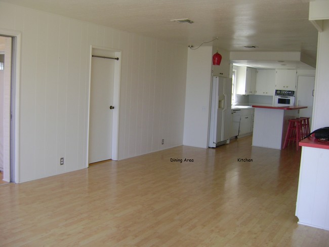 Dining area and Kitchen - 29500 Heathercliff Rd