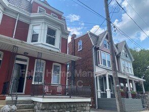 Building Photo - 129 N 2nd St