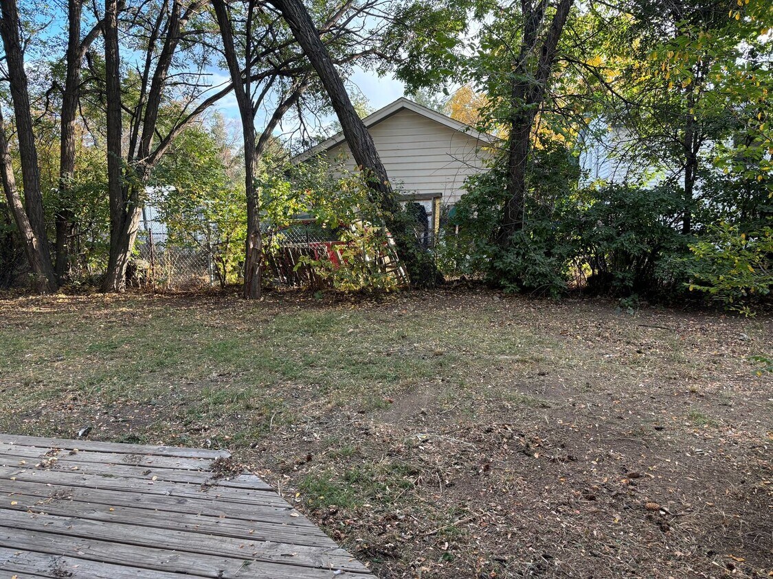 Foto principal - Crown Hill Lake area - Newly Remodeled 2 B...
