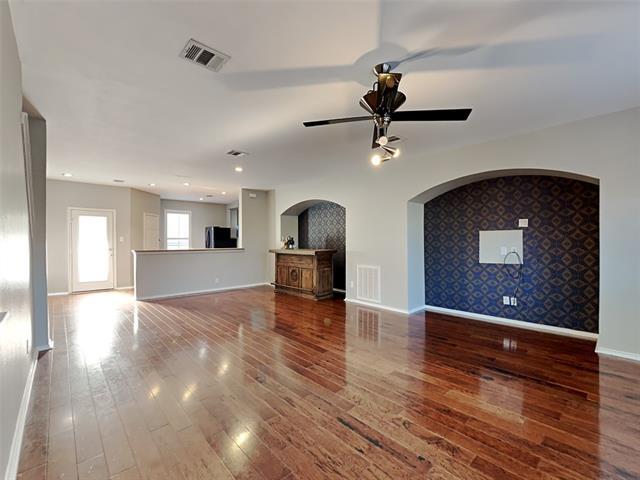 Building Photo - 7416 Coronado Ave
