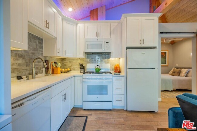 Building Photo - 4227 Berryman Ave