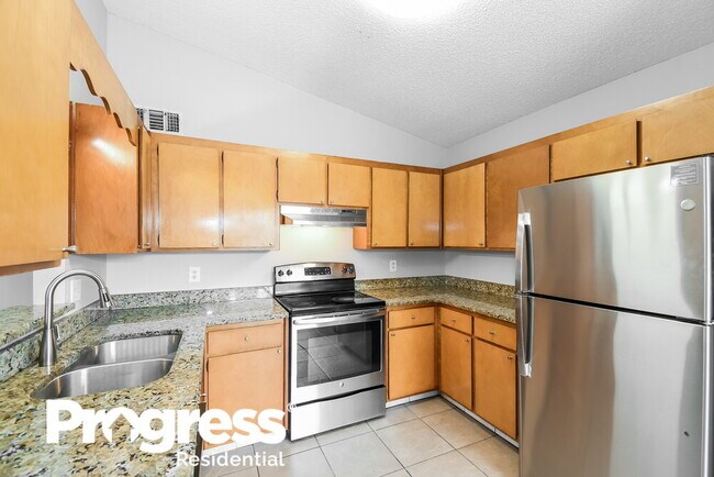 Building Photo - 647 Charles Carroll St