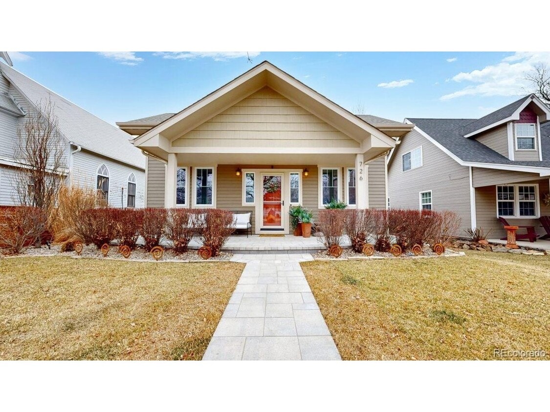 Photo - 726 N 6th St (Berthoud, CO)