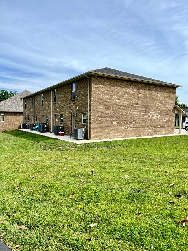 Exterior trasero - 63 Melrose Dr