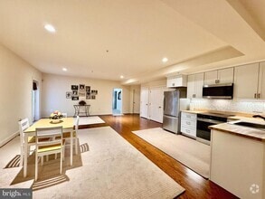 Building Photo - 13805 Leaman Farm Rd