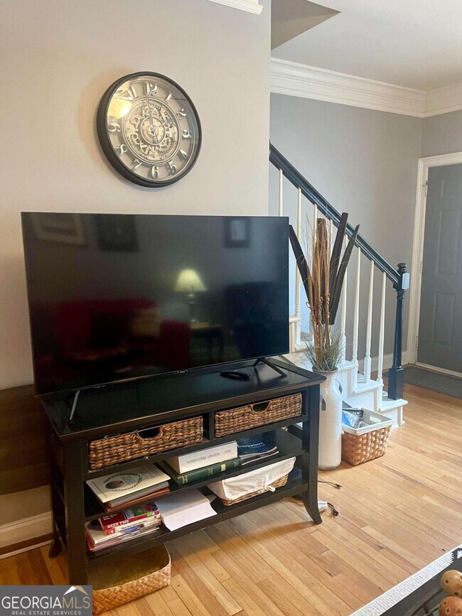 Foto del edificio - 101 Wood Lake Dr