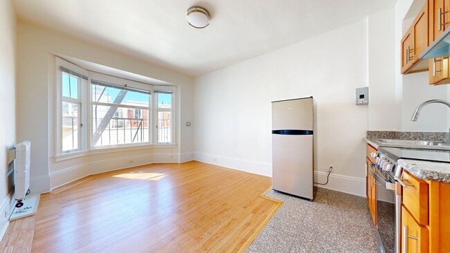 Photo - 1060 Bush St Apartment