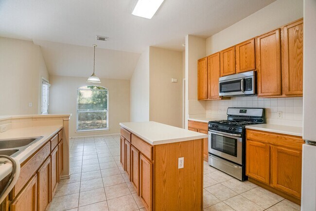 Foto del edificio - 4439 Hunters Lodge Dr