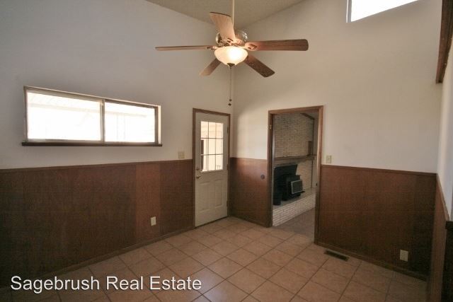 Building Photo - 3 br, 2 bath House - 1436 Brentwood Dr.