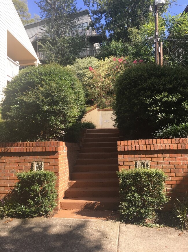 Steps from garage - 2925 10th Ct S