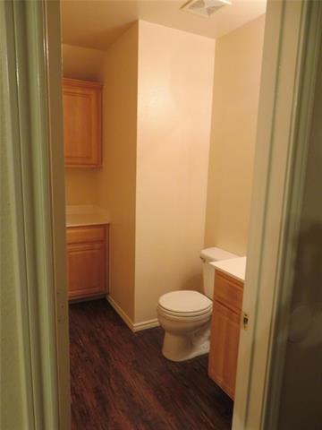 Foto del edificio - 927 Cedar Ridge Dr