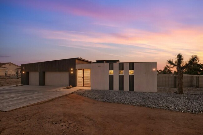 Foto del edificio - 58654 Piedmont Dr