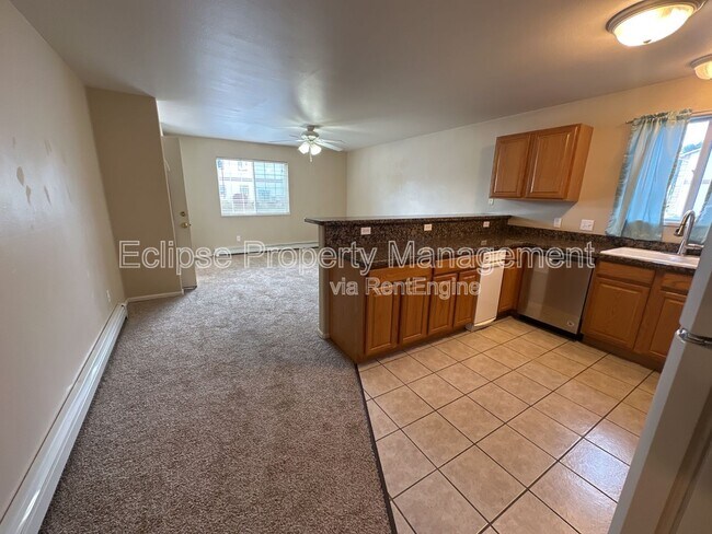 Foto del edificio - 488 Coronado Ct