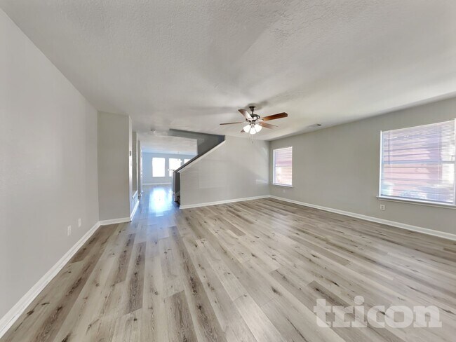 Foto del edificio - 10111 Victoria Falls Ln