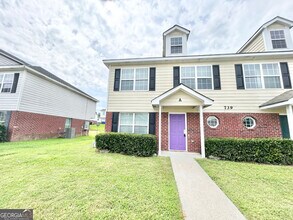 Building Photo - 739 Wheel House Ln