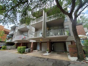 Building Photo - 7474 Fair Oaks Ave