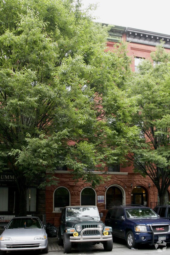 Foto del edificio - 213 W 135th St