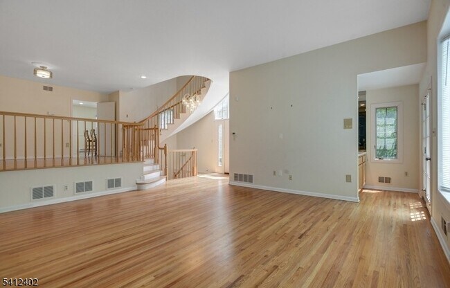 Foto del edificio - 4 Dearburn Ct