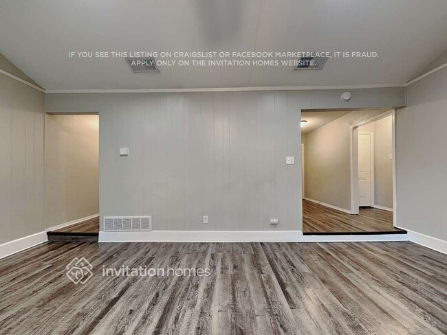 Building Photo - 747 James Cir