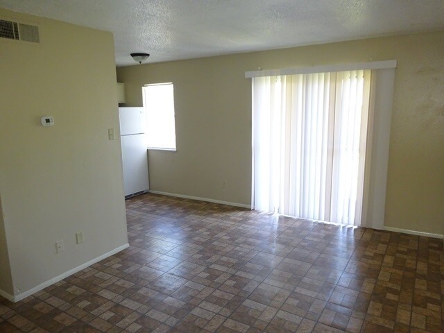Building Photo - 300 Moursund Blvd