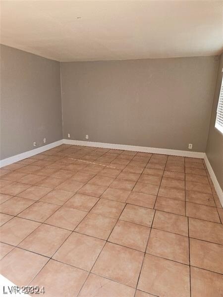 2232 Saturn Ave Unit B, North Las Vegas, Nv 89030 - Room For Rent In 