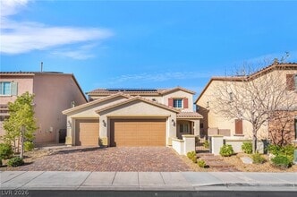 Building Photo - 454 Lost Horizon Ave