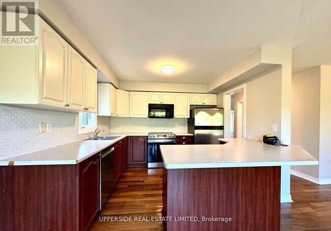 Photo du bâtiment - 46 Country Ln