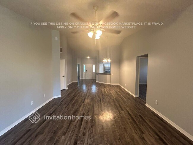Building Photo - 4715 Rockingchair Dr