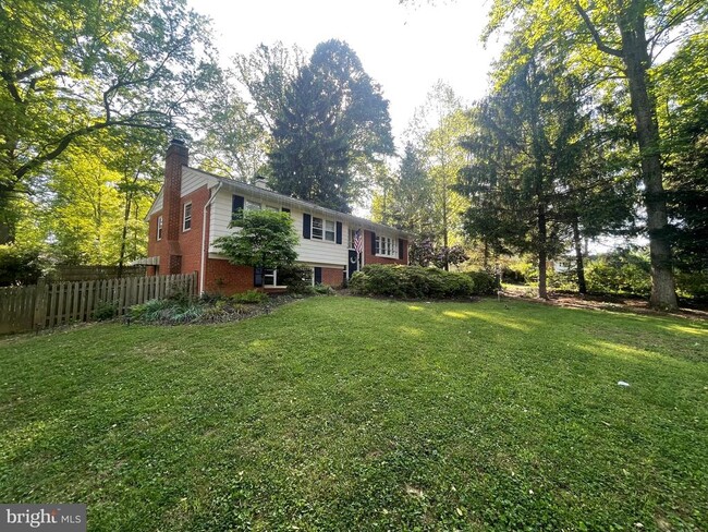 Building Photo - 10711 Dudley Ct