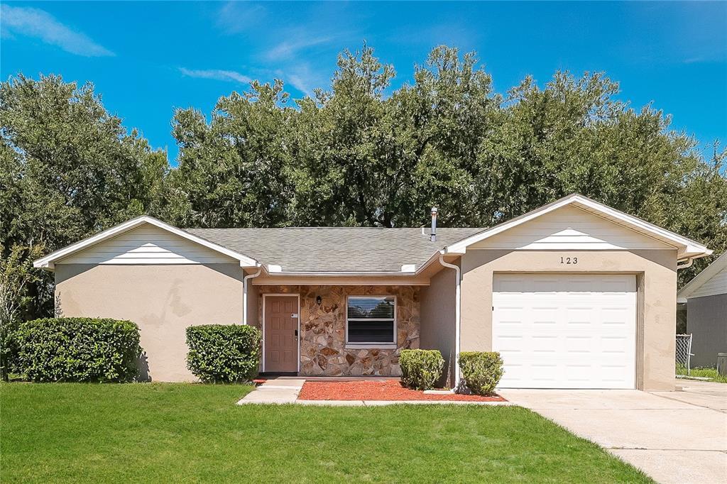 Primary Photo - 123 Kings Pond Ave