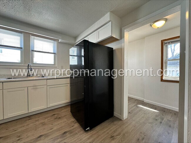 Foto del edificio - 3 Bed 1 Bath Home in Central Toledo