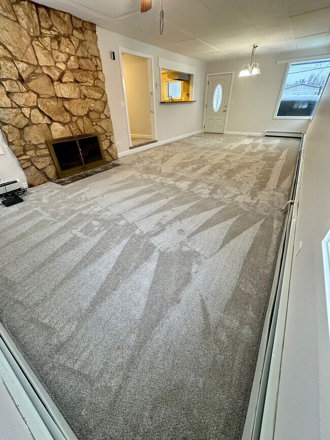 Foto del edificio - 3 Bedroom Home in Fairbanks for Rent!
