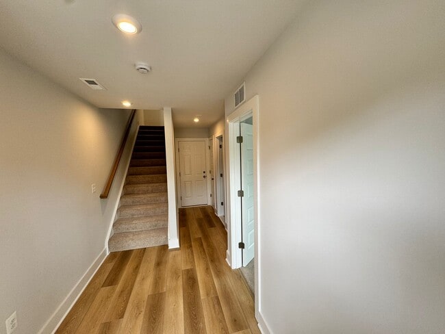 Building Photo - 10195 Blue Wing Ln