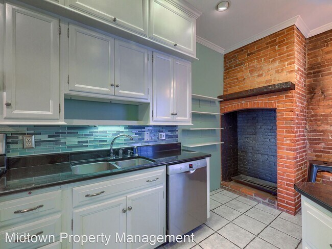 Building Photo - 3 br, 1.5 bath House - 233 Briggs St