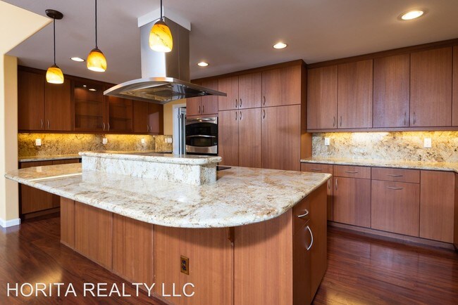 Foto del edificio - 4 br, 2 bath House - 98-1039 Kaonohi St.