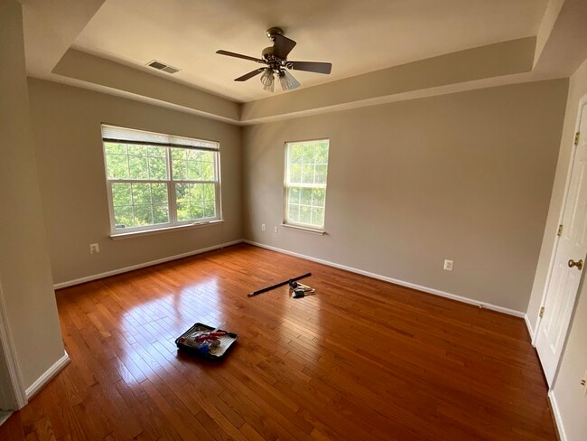 Master bedroom - 2348 Huntington Station Ct