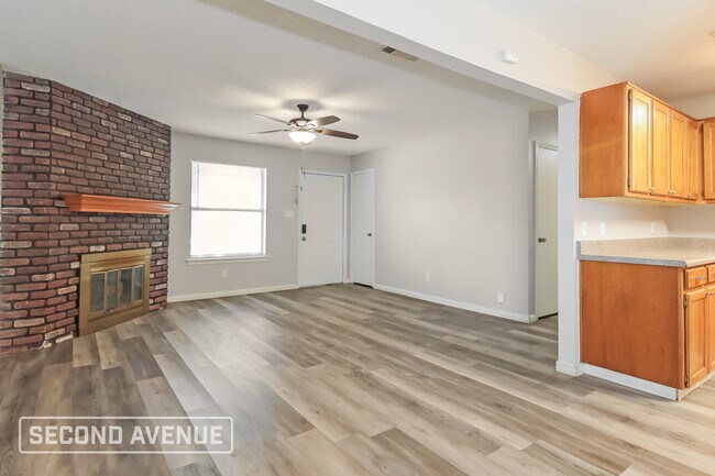 Building Photo - 622 Martingale Trail