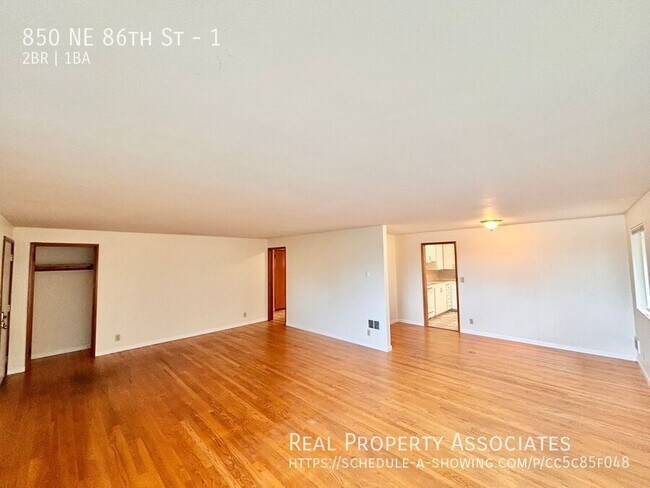 Foto del edificio - 850 NE 86th St