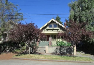 Building Photo - 4118 Densmore Ave N